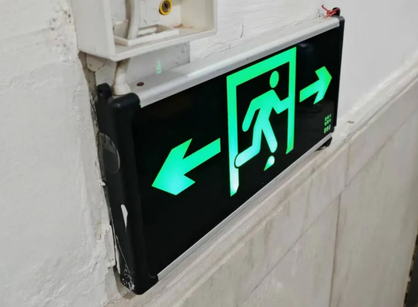 1774426375974842.png 1774426375974842.png